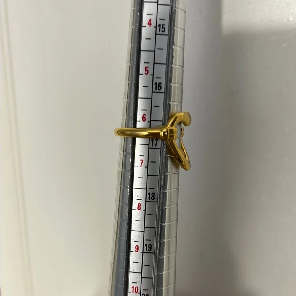 Figu Gold Heart Ring | Amy Ring - Picture 5 of 6